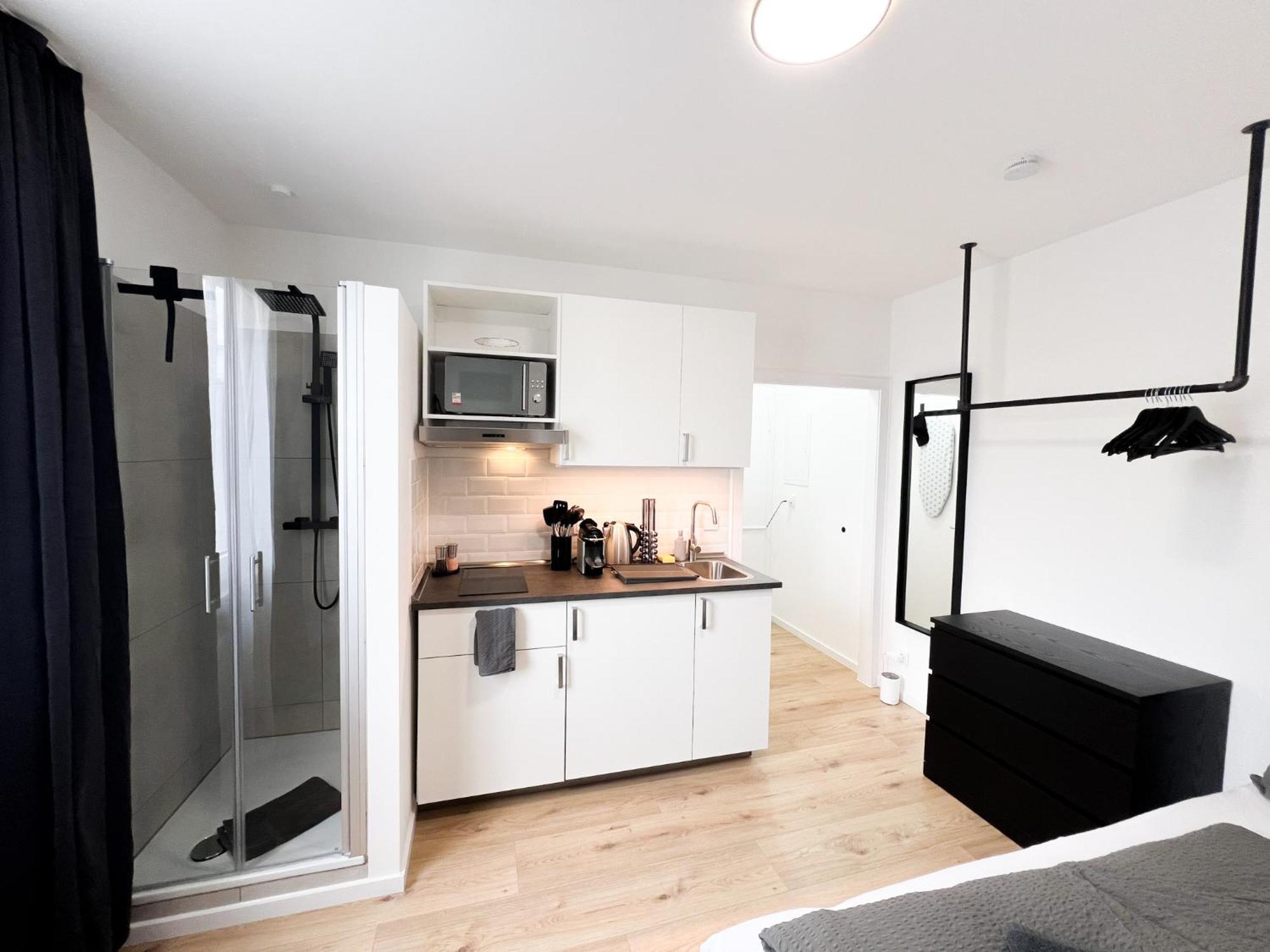 Vibehome Duesseldorf - Stadtmitte Bagian luar foto