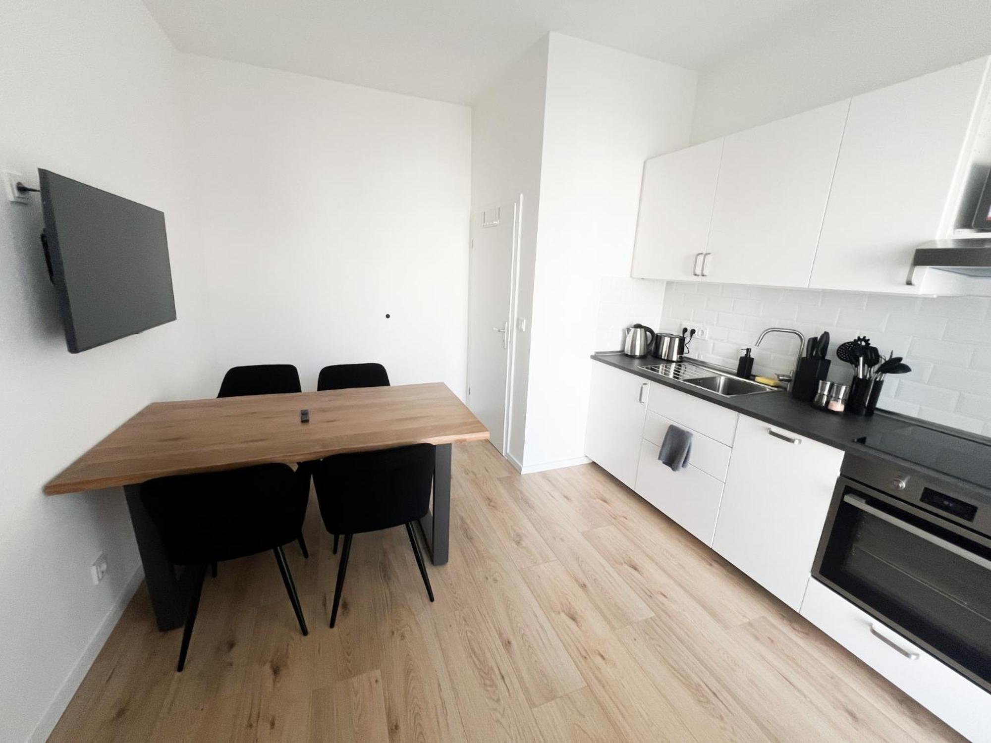 Vibehome Duesseldorf - Stadtmitte Bagian luar foto