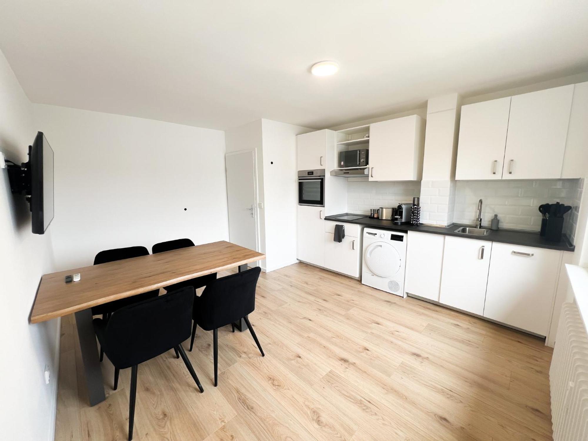 Vibehome Duesseldorf - Stadtmitte Bagian luar foto