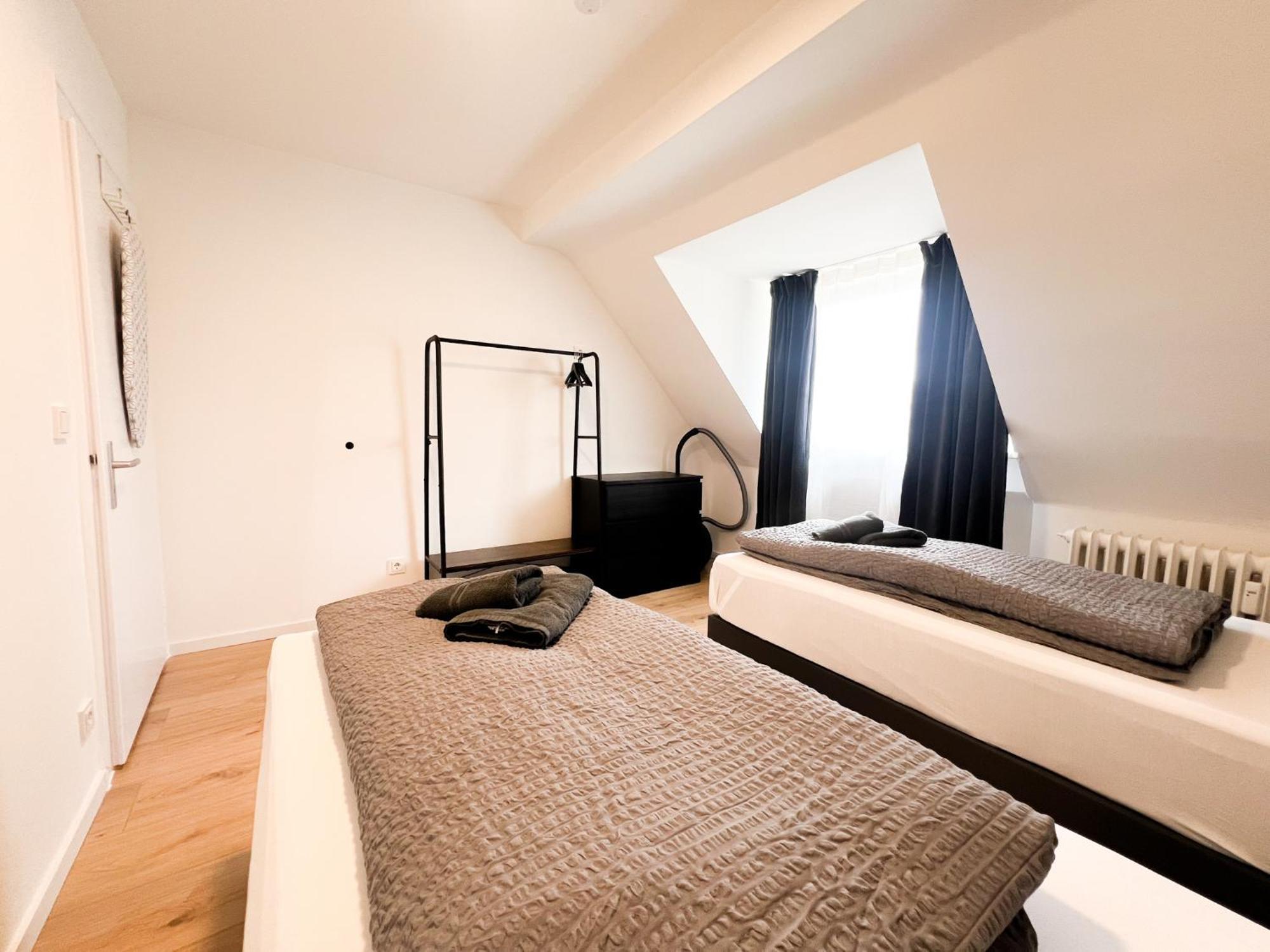 Vibehome Duesseldorf - Stadtmitte Bagian luar foto