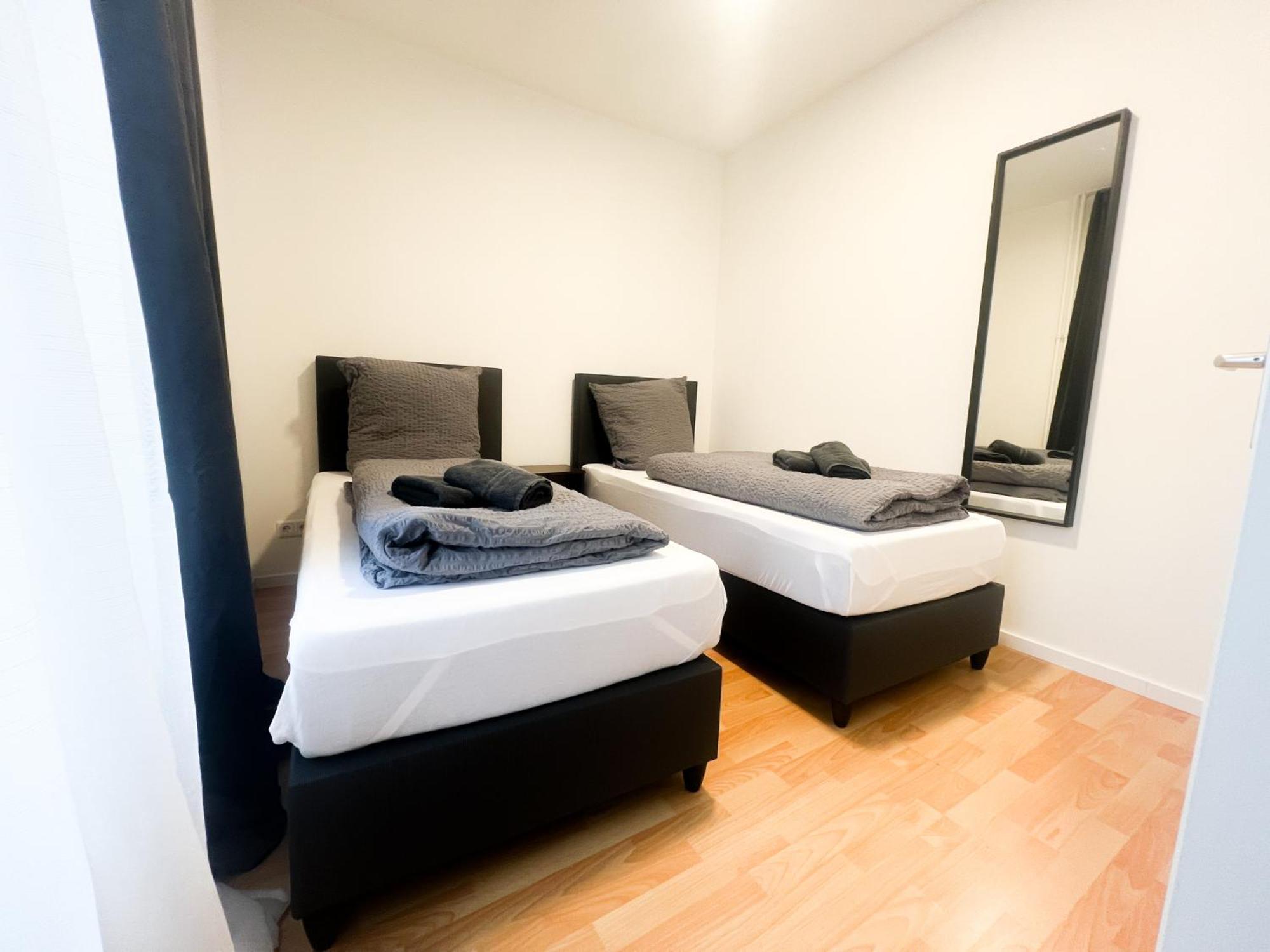 Vibehome Duesseldorf - Stadtmitte Bagian luar foto