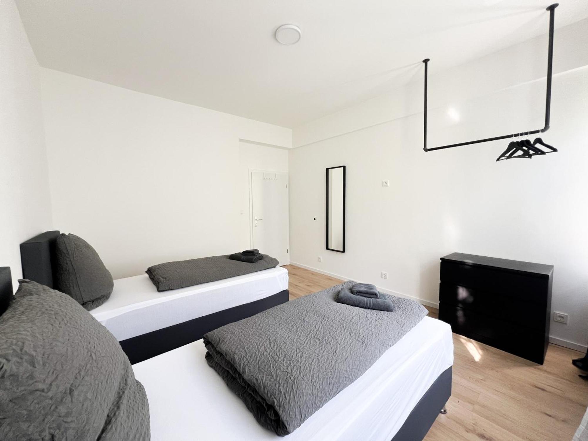Vibehome Duesseldorf - Stadtmitte Bagian luar foto