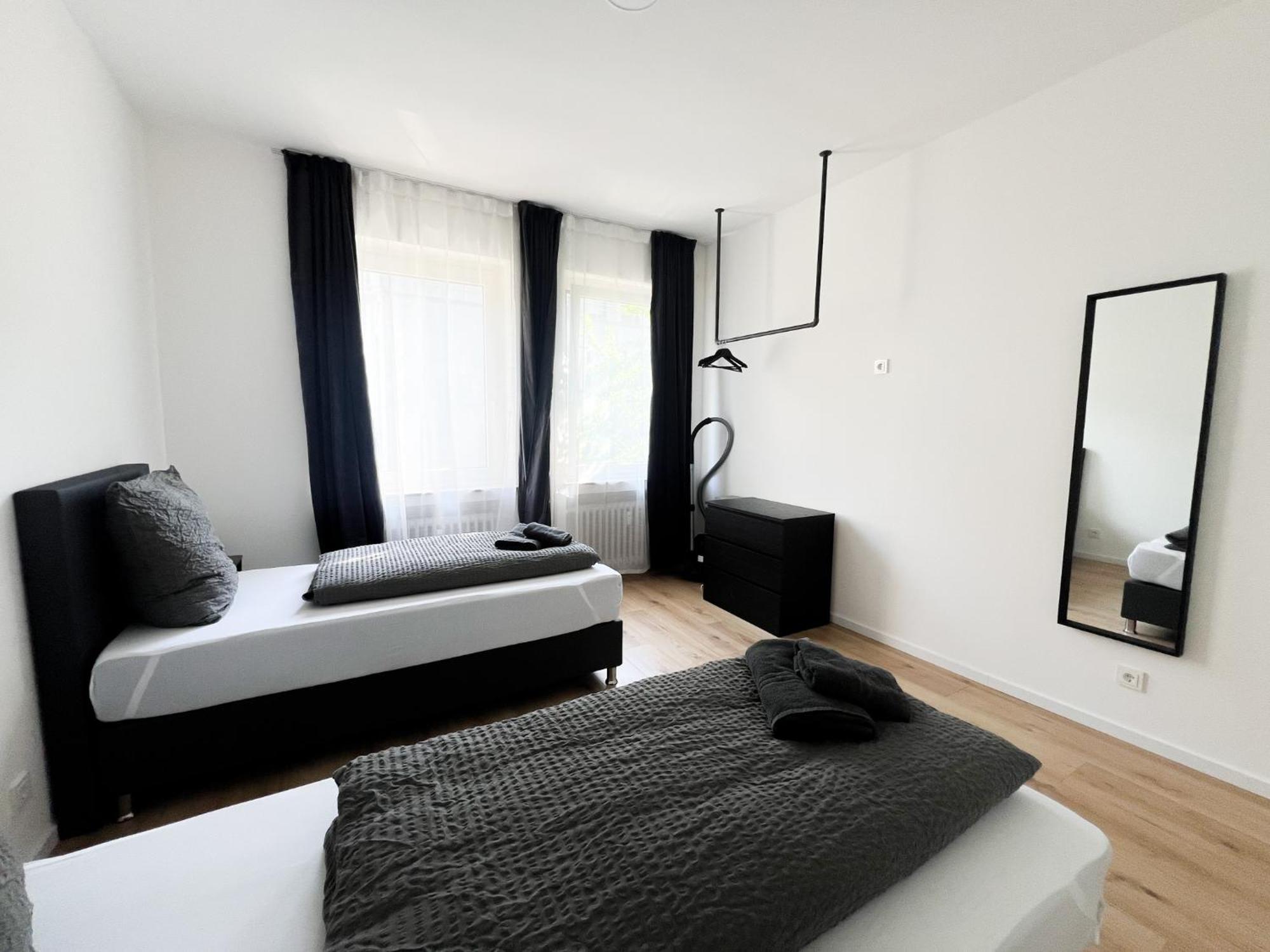 Vibehome Duesseldorf - Stadtmitte Bagian luar foto